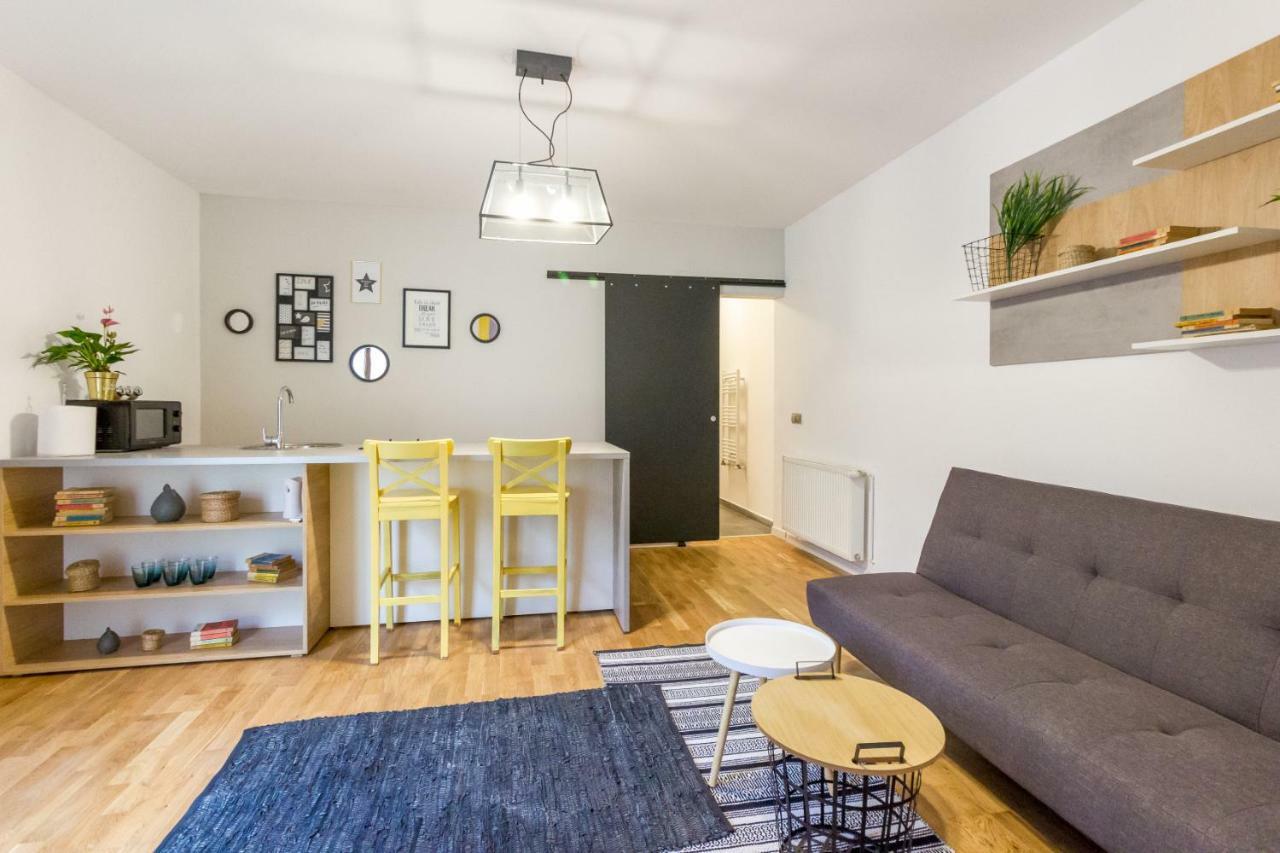 Quiet Old Town Hideout Apartment