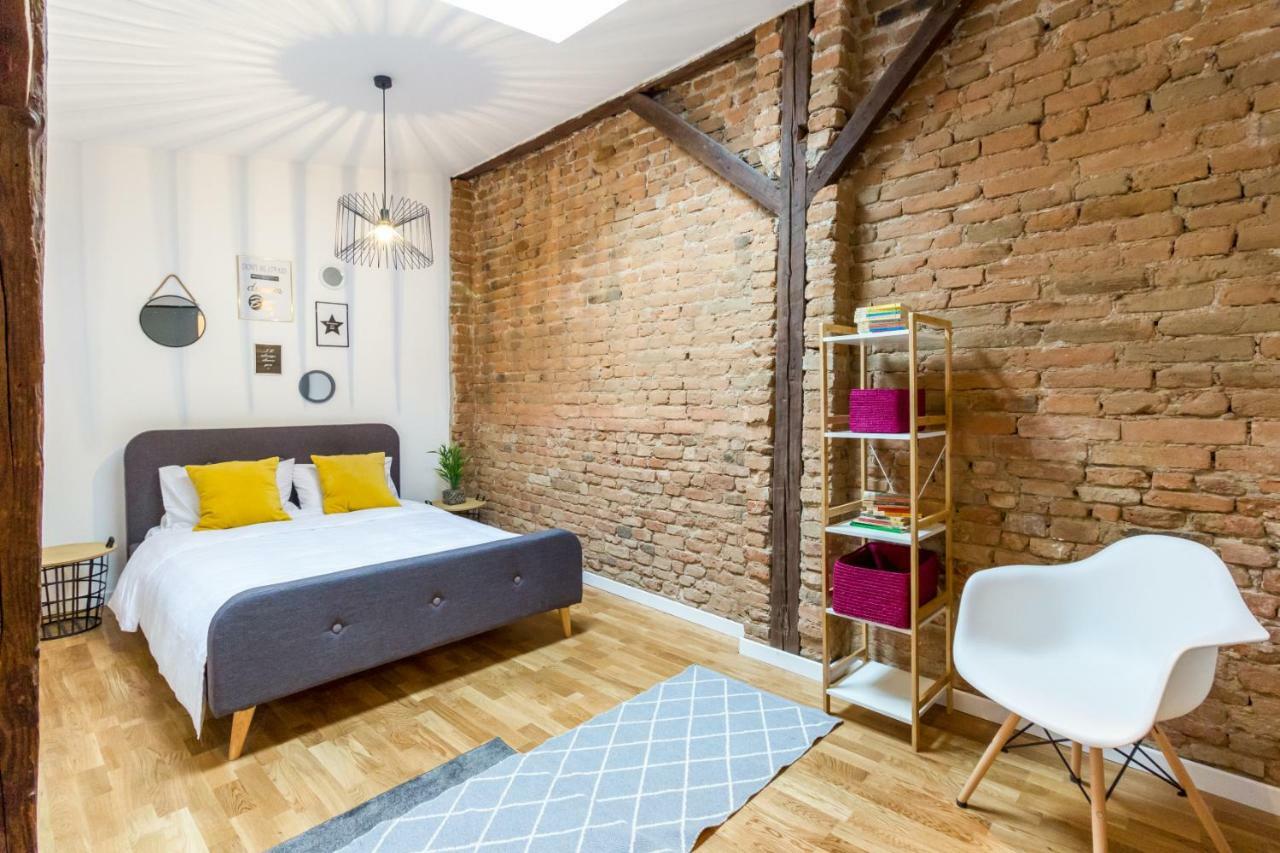 Apartment Quiet Old Town Hideout Cluj-Napoca