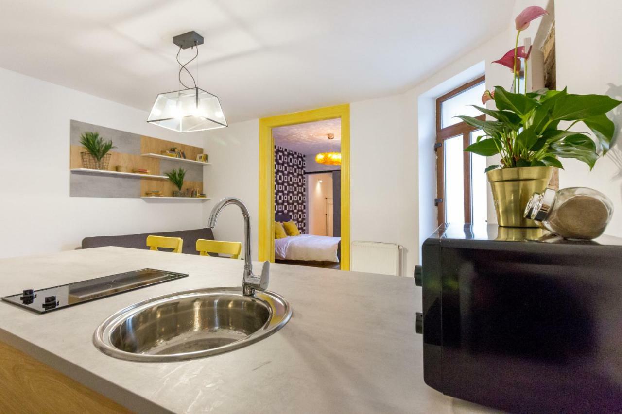 Quiet Old Town Hideout Apartment *